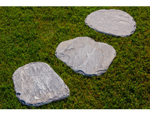 Stepping stone, tumbled graphite Stepping stone, tumbled graphite