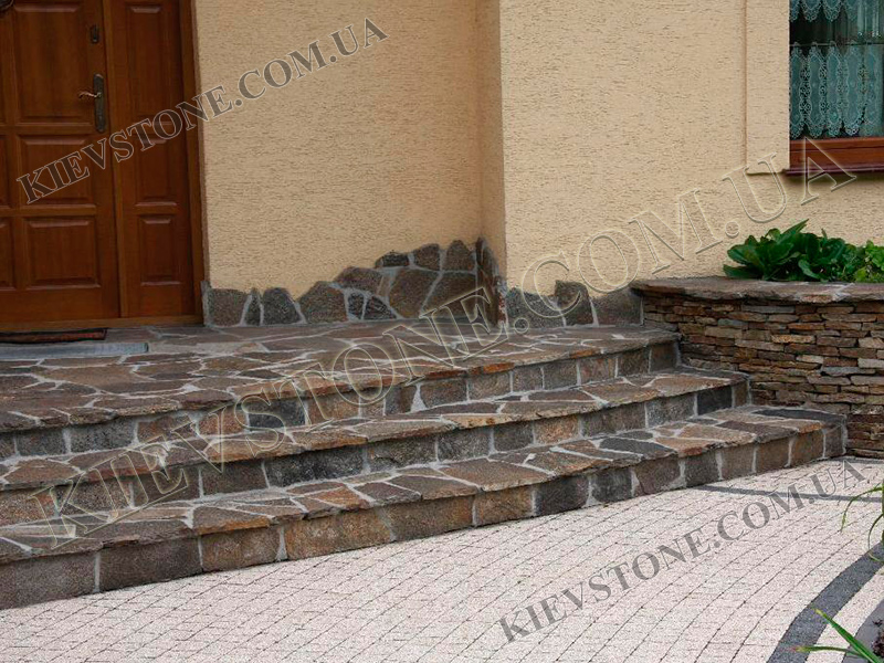 How to Choose Stone for the Entrance Group: Expert Tips