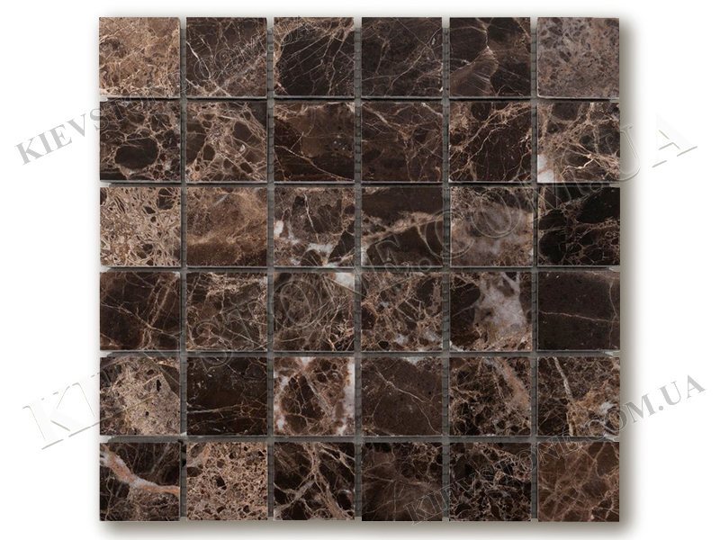 Мозаика из мрамора коричневого 4,7х4,7х0,6см полированная KievStone