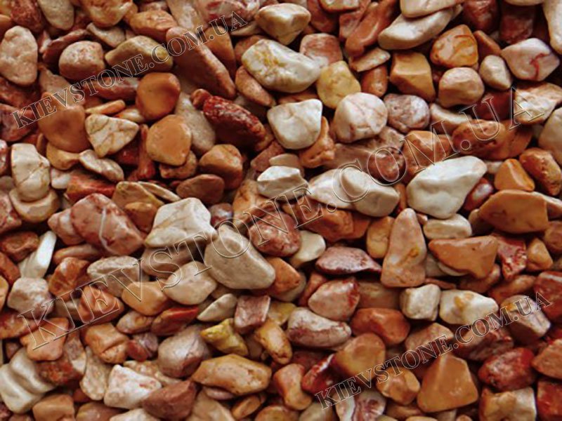 Marble yellow-brown pebbles 